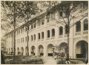 Hình ảnh của những ngôi trường nổi tiếng nhất Sài Gòn xưa: Lasan Taberd