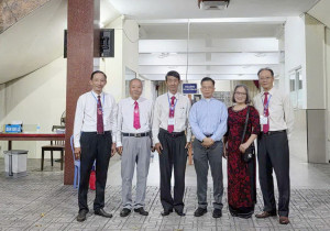 Lạc quyên giúp Đại Chủng viện Huế tại 2 nhà thờ Bắc Hà và Tân Quy