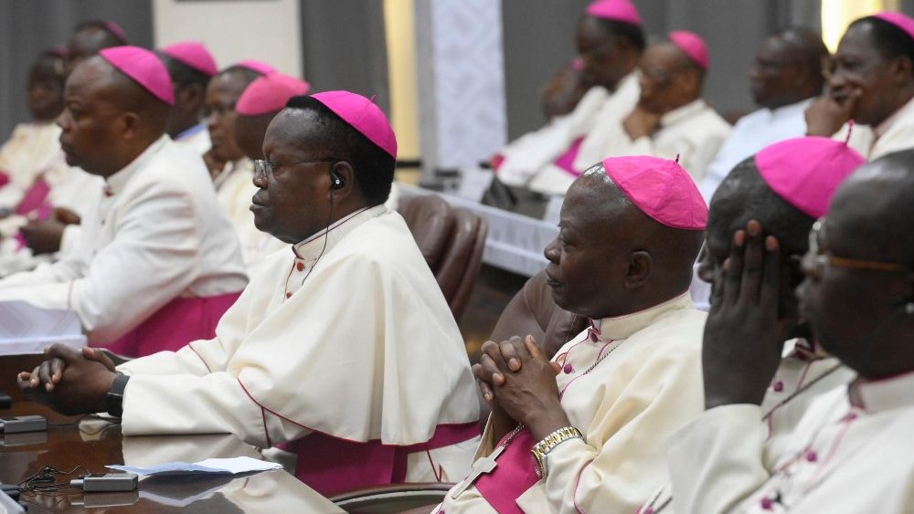 pape francois rencontre les eveques et les religieux