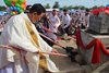 034_Nghithuc_DatDa_DauTien_15082012